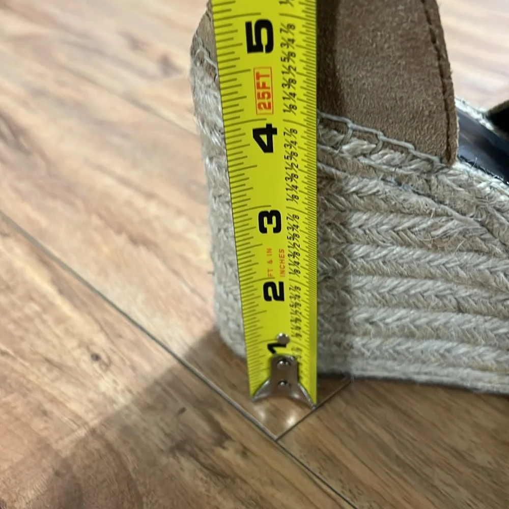 Dolce Vita Suede Platform Wedge Sandals - Picture 7 of 11